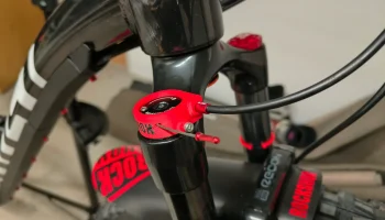 Корпус удаленной катушки RockShox - надежная замена...... 2