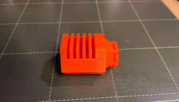 Держатель SD-карт на 3, 5 или 7 SD-карт для стены хранени... 1
