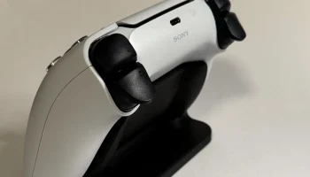 Подставка для контроллера PS5 1