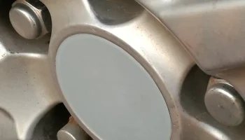 Колпак колеса автомобиля