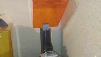 Угловой держатель корпуса Orange10