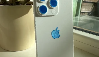 iPhone 16 Про 3D модель 2