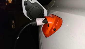 Зарядное устройство Polestar 2 Снежный чехол 2