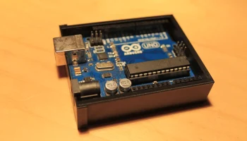 МОНТАЖНЫЙ КРОНШТЕЙН ARDUINO UNO