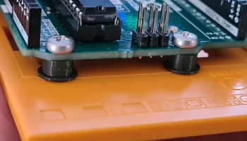 Проставки для стартового комплекта Arduino Uno............