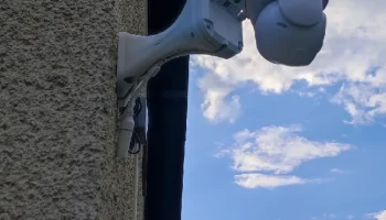 Настенное крепление камеры для более широкого видимого ди... 1