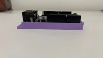 Держатель Arduino UNO 2