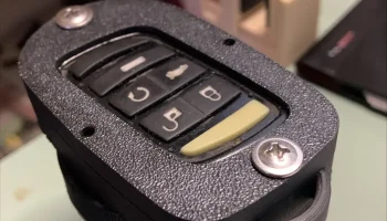 ПРОЧНЫЙ КОРПУС ДИСТАНЦИОННОГО СТАРТЕРА ДЛЯ HONDA CRV........ 1