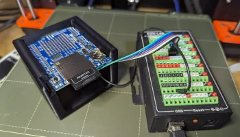 Держатель щита Arduino