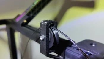 Направляющая нити для профиля 20x20, например Ender 3 S1 ... Направляющая нити для профиля 20x20, например Ender 3 S1 ...