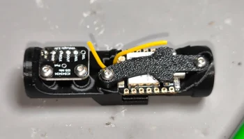 ESP32 и держатель микрофона 18650