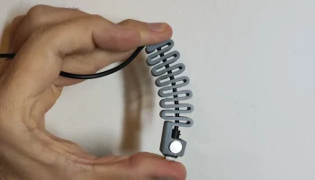 Универсальная защита USB кабеля 3