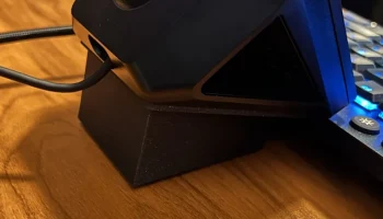 Угловая стойка/подставка Stream Deck Mk.2 1