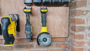 Вешалка для инструментов Dewalt 1