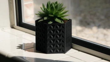 Горшок для цветов Tri-Hex, 4 дюйма, с дренажными отверсти... 1