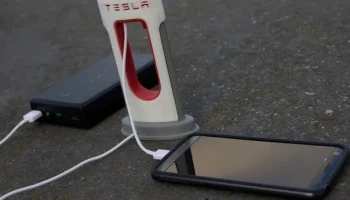 Tesla Super Charger для мобильных телефонов (USB C) 2