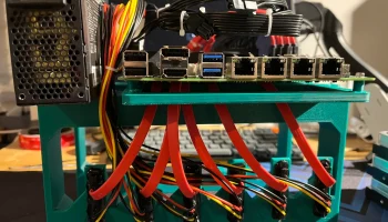 NAS-хранилище с 6 отсеками ITX 6