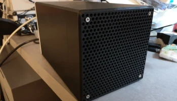Raspberry Pi 4 NAS с двумя отсеками 3,5 дюйма