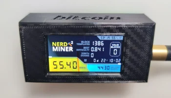 Чехол Nerdminer с креплением для дисплея - LILYGO T-Displ.. Чехол Nerdminer с креплением для дисплея - LILYGO T-Displ..