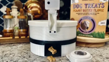 The Treat Cam: автоматический дозатор лакомств, который д..