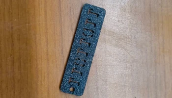 Брелок с двоичным кодом 1