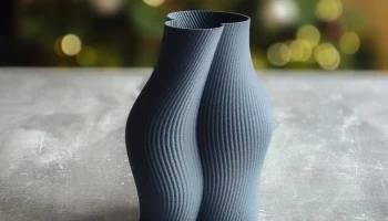 Moderne, gerippte Designvase Deko Ваза 1