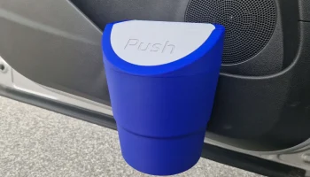 Автомобильный мусорный бак 1