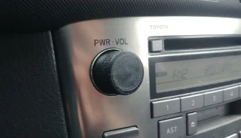 Замена ручки магнитолы на Тойоту Лексус............