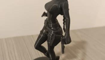 Lara Croft Classic (90s) 2