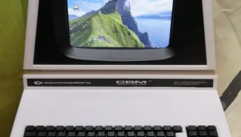 Commodore PET Mini с сенсорным дисплеем 5 дюймов...... 5