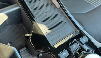 KIA EV6 - Помощник по настройке беспроводной зарядки........ 3