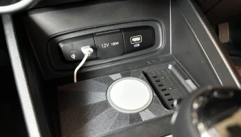 Коврик для беспроводного зарядного устройства Hyundai/Kia...
