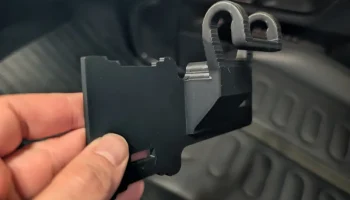 Прочное крепление GMR2 Rivian 1