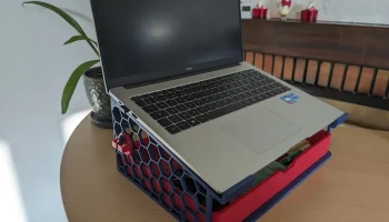 Подставка для ноутбука 16 дюймов с лотком и держателем ка...