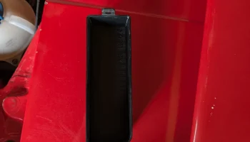Крышка блока предохранителей Toyota MR2 AW11............ 2