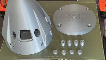 SpaceX Dragon 2 - версия с открытой дверью с исправлениями