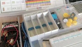 Органайзер резисторов для комплектов Arduino............ 1