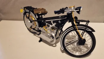 Мотоцикл BMW R32 1925 года выпуска, масштаб 1:6,5. Дизайнер  9