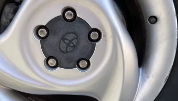 Toyota RAV4 (1-го поколения) Кастомная центральная крышка... 1