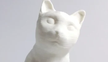 Скульптурная сидячая кошка 1
