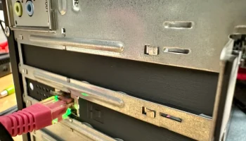 Корпус ПК Крышка задней панели слота расширения PCI...... 4