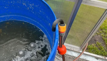 Gardena - Hook For Filling Barrels