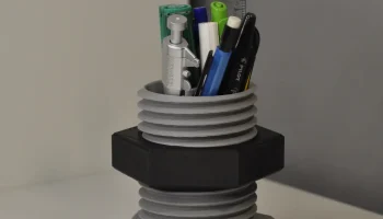Stiftehalter im Schrauben Design- Винтовая подставка для ...