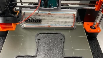 База для прототипирования Arduino Uno 4