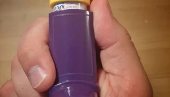 Эргономичный и удобный для детей ингалятор от астмы, напе... 2