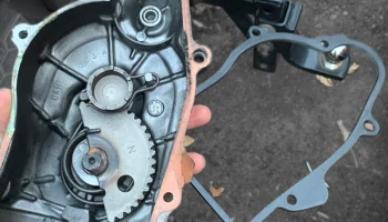 Проставка крышки Honda Elite/Dio Kicker 1