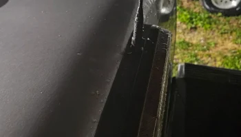 Крепление антенны на плафон стоп-сигнала Ford Super Duty 2