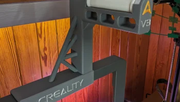 Верхний держатель катушки Ender-3 V3 (передняя сторона).....
