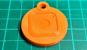 Брелок Instagram NFC - слот для метки 25 &times; 1 мм | ПЭТГ го... 1