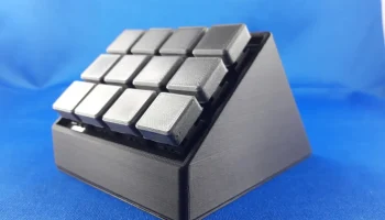 Stream Deck/Макро-клавиатура 1